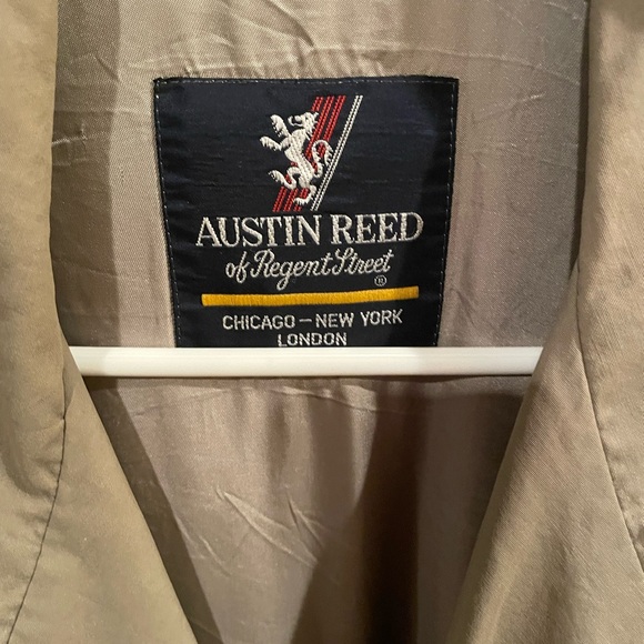 Vintage Austin Reed Olive Trench Coat - Picture 2 of 7